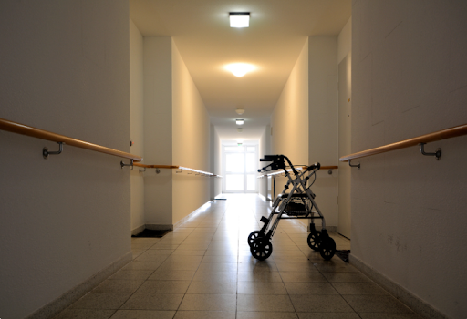 Warning Signs of Nursing Home Neglect